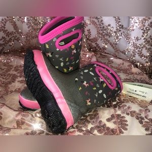 Boggs - NEW -sz9 Toddler -Winter Boots